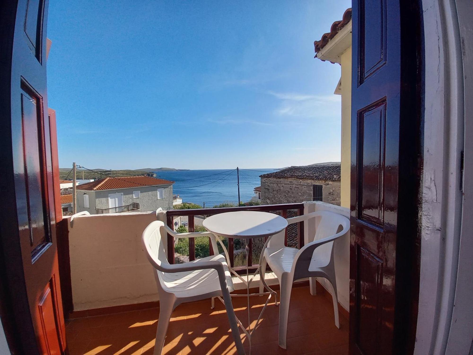 Evangelia Apartment Sigrion